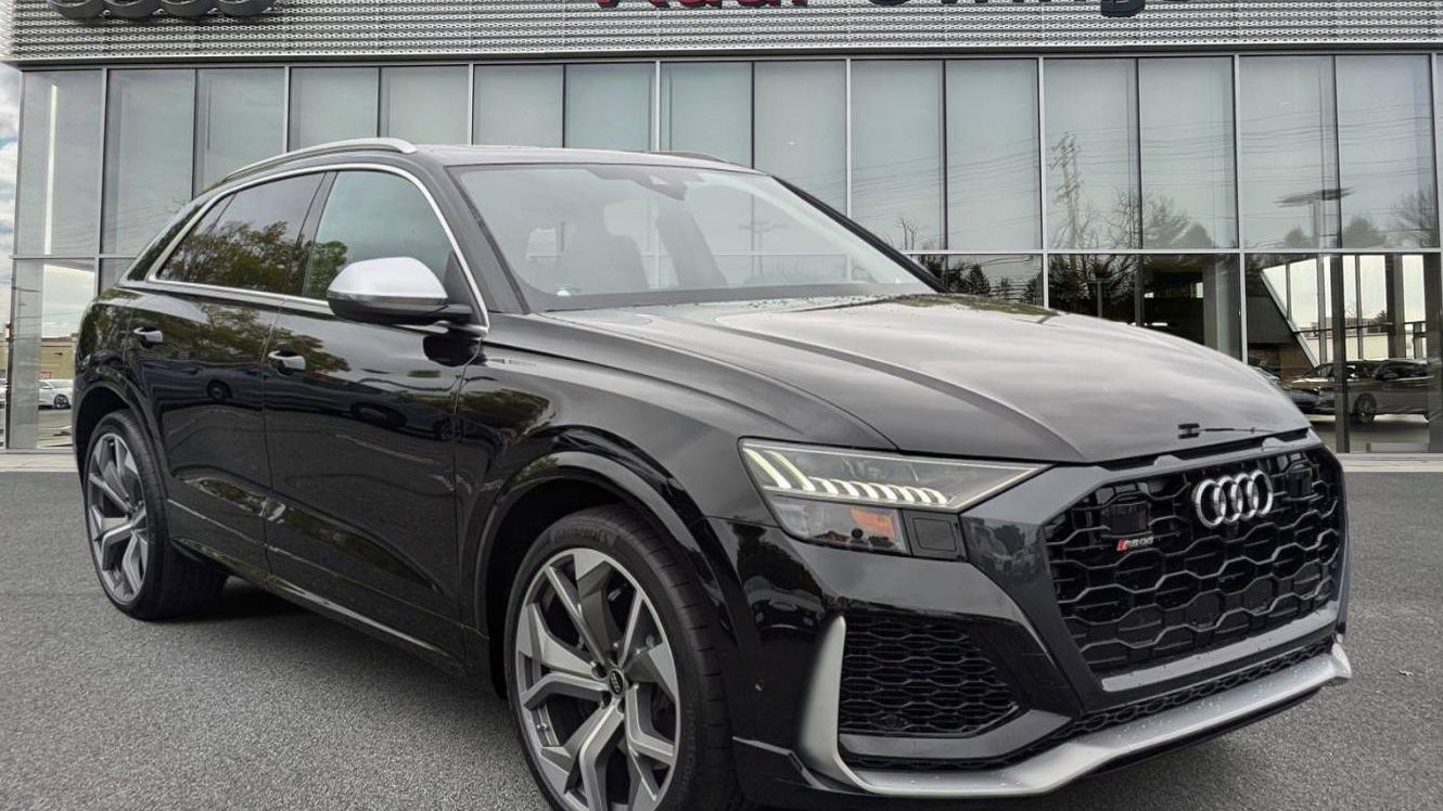 AUDI RS Q8 2024 WU1ARBF18RD013920 image